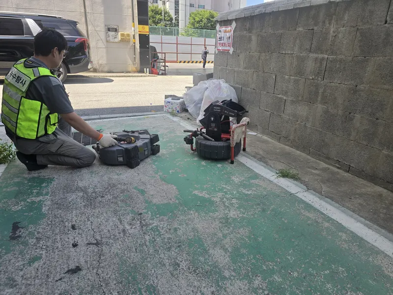 화장실배수구막힘비용 작업 완료 사진