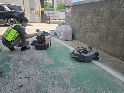 오래된화장실배수구막힘